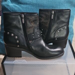 PIKOLINOS Black Leather Studded Ankle Boots